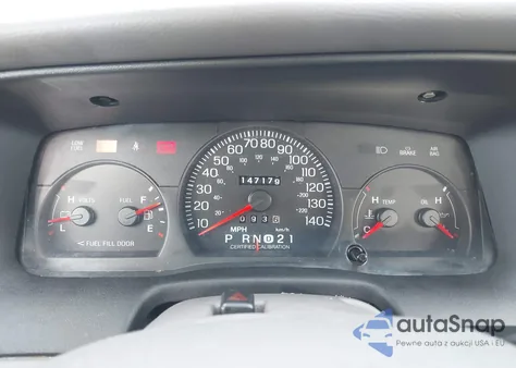 2001 Ford Crown Victoria Police Interceptor z USA, uszkodzony, nr VIN 2FAFP71W61X190896